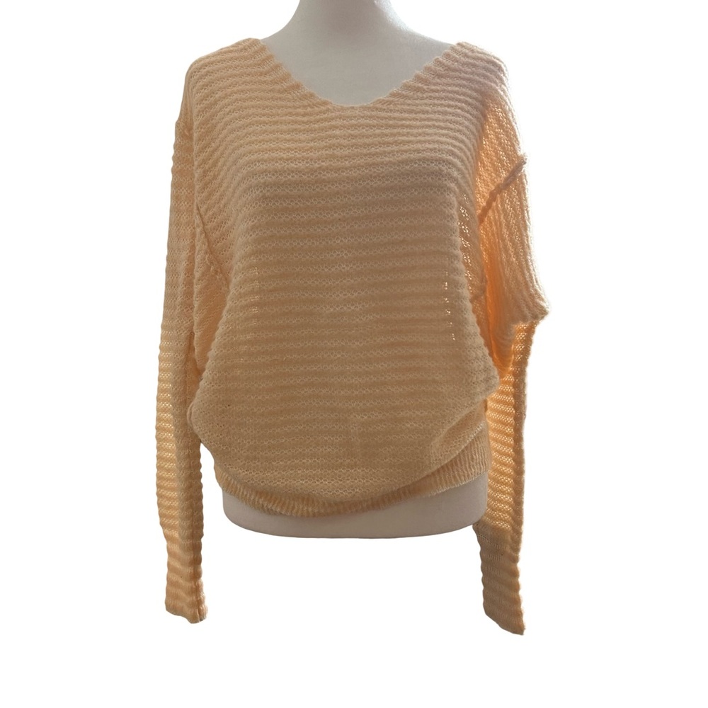 Free People Soft Cream and Peach V-Neck Light Knit Sweater Size S - Picture 3 of 6